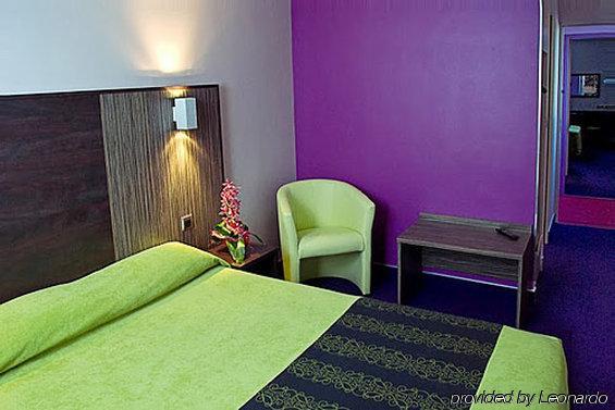 Tourhotel Blois ラ・ショセ・サン・ヴィクトル 部屋 写真