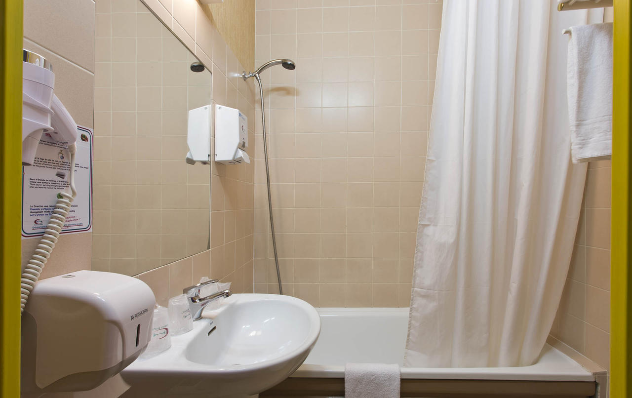 Tourhotel Blois ラ・ショセ・サン・ヴィクトル 部屋 写真